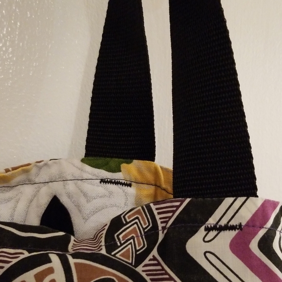 Cotton Reversible Hawaiian Floral Bright Turtles Tote Bag - Picture 7 of 8